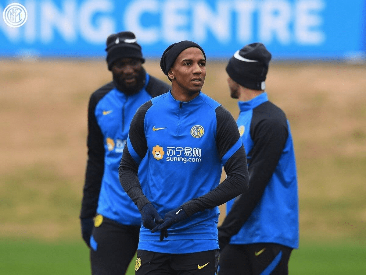 包含广东宏远迎意大利杯关键赛,赛前单刀错失,信心回归,球队文化再被提及的词条 包含广东宏远迎意大利杯关键赛,赛前单刀错失,信心回归,球队文化再被提及的词条