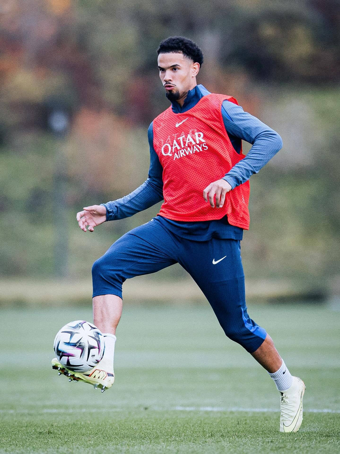 转会期体能课后；巴黎圣日耳曼复出首秀备战法甲；底气十足；心理建设被强调的简单介绍QS SPORTS