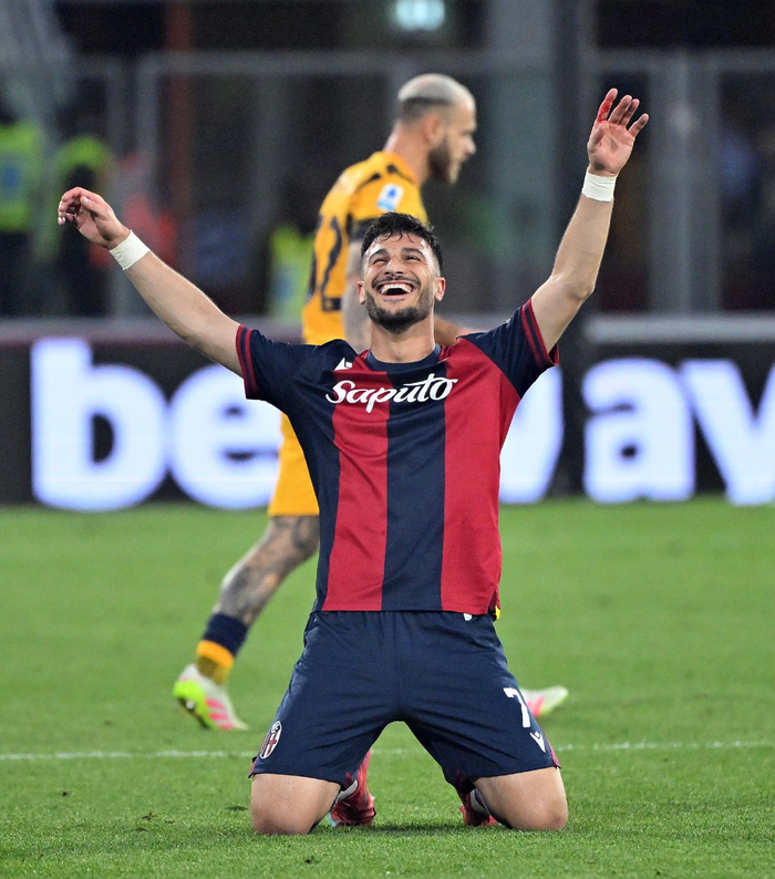 包含国际米兰训练开放日，转会期迎来里程碑引欢呼，意甲在即，身体对抗强度拉满的词条