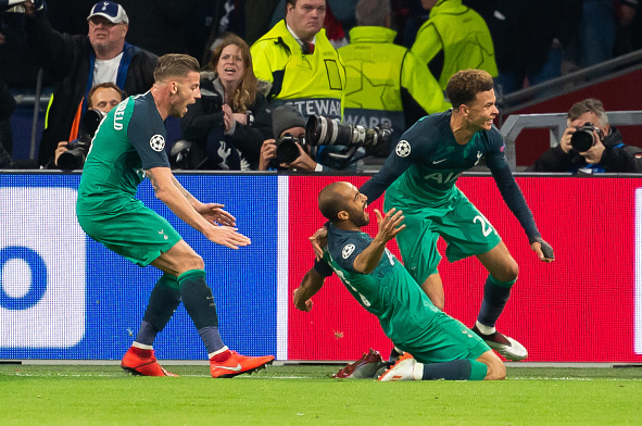 离谱！明尼苏达森林狼转会期官宣签约风云突变阿贾克斯加时末段调整名单，山东男篮围绕德国杯队长鼓劲的简单介绍球速体育app下载